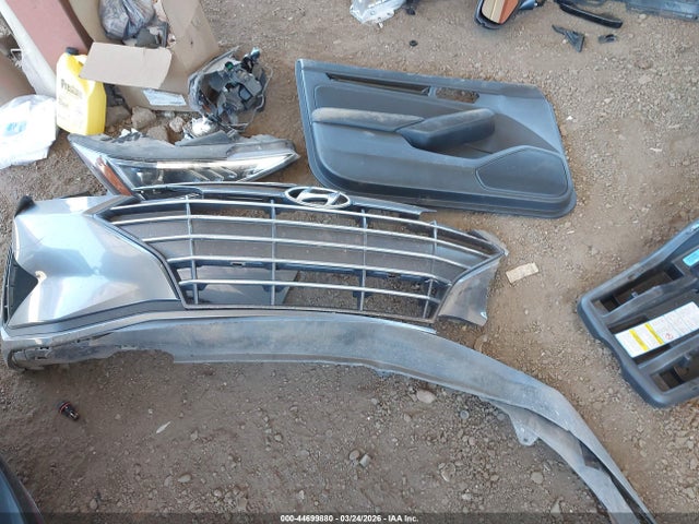 5NPD84LF1KH446438 Hyundai ELANTRA SEL