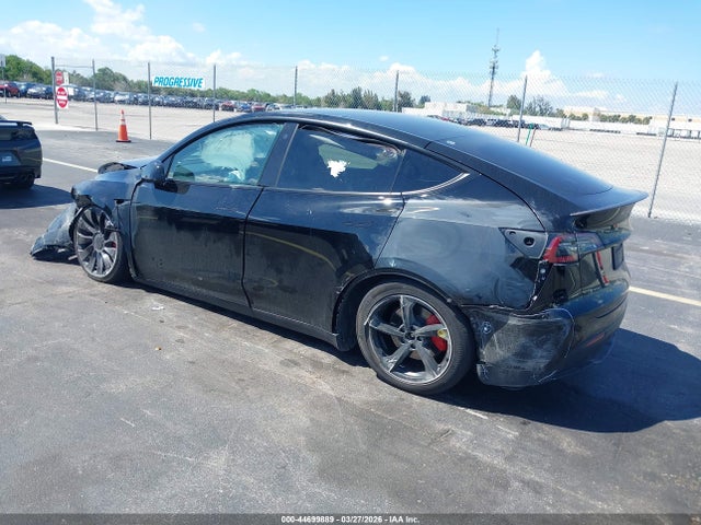 7SAYGDEF8NF508036 Tesla Model Y Performance Dual Motor All-wheel Drive