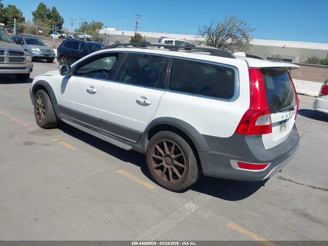 2013 VOLVO XC70 YV4952BL8D1147627 Photo 2