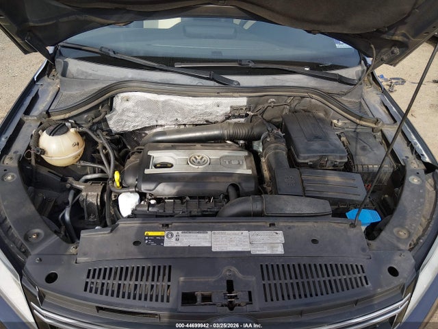 2016 Volkswagen Tiguan S მანქანა იყიდება აუქციონზე, vin: WVGBV7AX1GW584393, აუქციონის ნომერი: 44699942