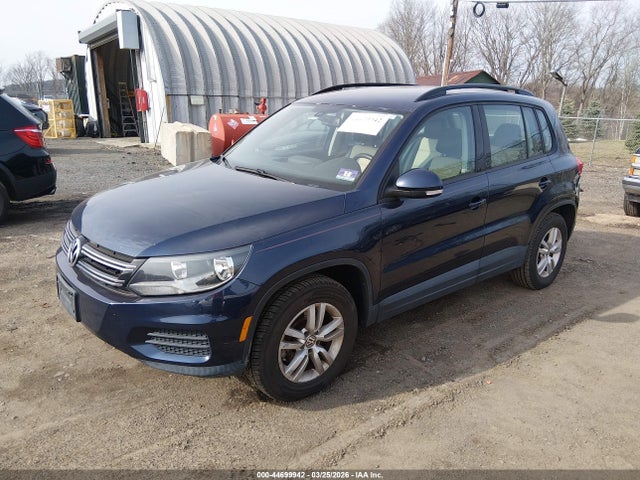 2016 Volkswagen Tiguan S მანქანა იყიდება აუქციონზე, vin: WVGBV7AX1GW584393, აუქციონის ნომერი: 44699942