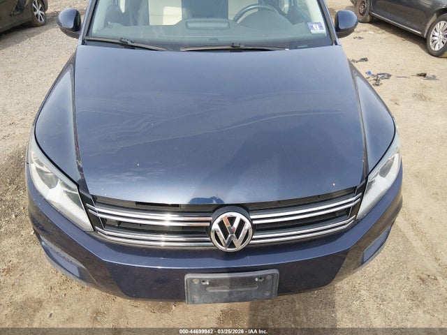 2016 Volkswagen Tiguan S მანქანა იყიდება აუქციონზე, vin: WVGBV7AX1GW584393, აუქციონის ნომერი: 44699942