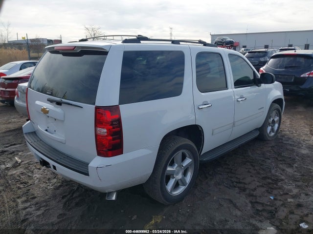 2013 CHEVROLET TAHOE 1GNSCAE09DR355577 Photo 3
