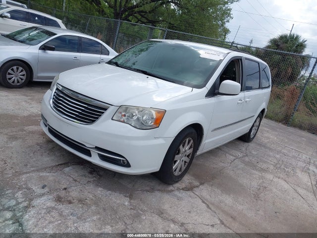 2015 CHRYSLER TOWN & COUNTRY 2C4RC1BG6FR609347 Photo 1