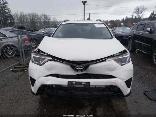 Toyota RAV4 LE 2016 JTMBFREV3GJ098428 Image 12