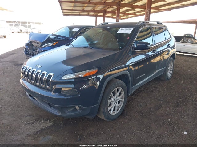 44699994 :رقم المزاد ، 1C4PJLLX8JD580596 vin ، 2018 Jeep Cherokee Latitude Plus Fwd مزاد بيع