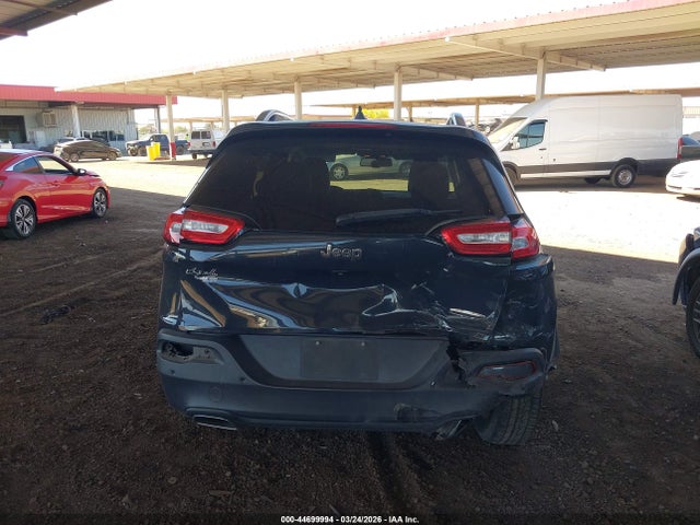 44699994 :رقم المزاد ، 1C4PJLLX8JD580596 vin ، 2018 Jeep Cherokee Latitude Plus Fwd مزاد بيع
