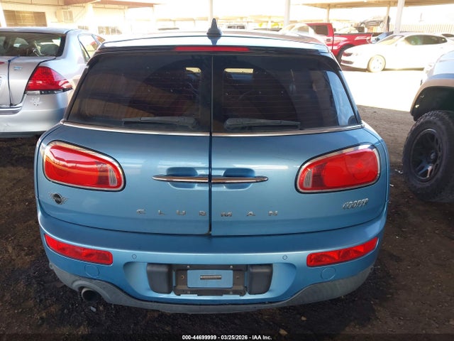 Mini Clubman Cooper 2019 WMWLN5C56K2E34918 Image 16