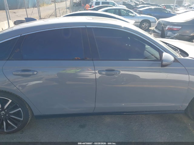 Продажа на аукционе авто 2024 Honda Accord Hybrid Touring, vin: 1HGCY2F8XRA013572, номер лота: 44700007