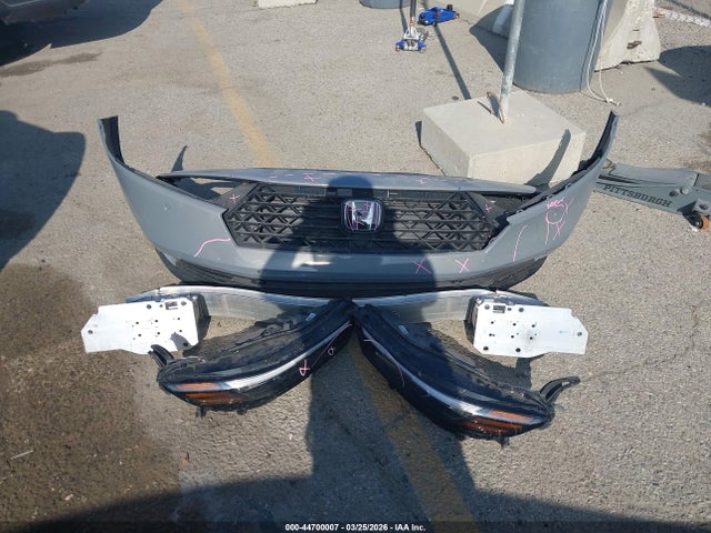 Продажа на аукционе авто 2024 Honda Accord Hybrid Touring, vin: 1HGCY2F8XRA013572, номер лота: 44700007