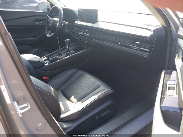 Продажа на аукционе авто 2024 Honda Accord Hybrid Touring, vin: 1HGCY2F8XRA013572, номер лота: 44700007