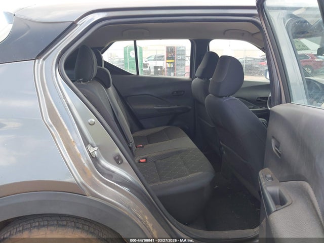 Aukcja sprzedaży 2018 Nissan Kicks S, vin: 3N1CP5CU4JL536073, numer aukcji: 44700041