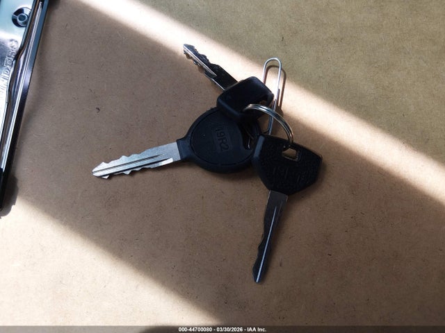 44700080 :رقم المزاد ، 1J4FJ68S1WL203738 vin ، 1998 Jeep Cherokee Classic/sport مزاد بيع