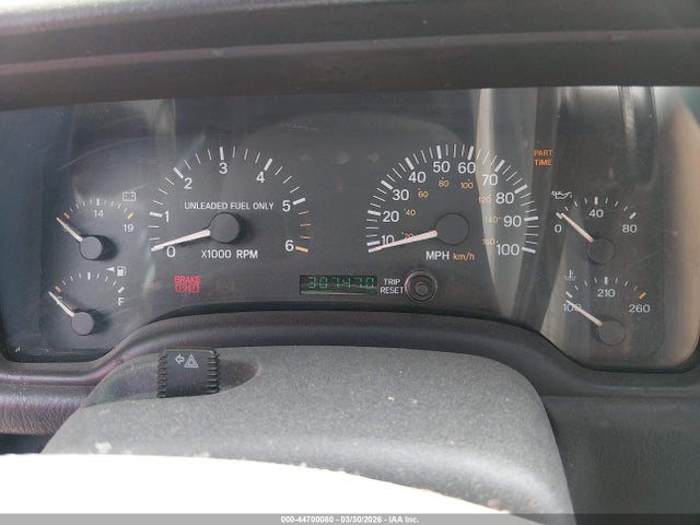 44700080 :رقم المزاد ، 1J4FJ68S1WL203738 vin ، 1998 Jeep Cherokee Classic/sport مزاد بيع