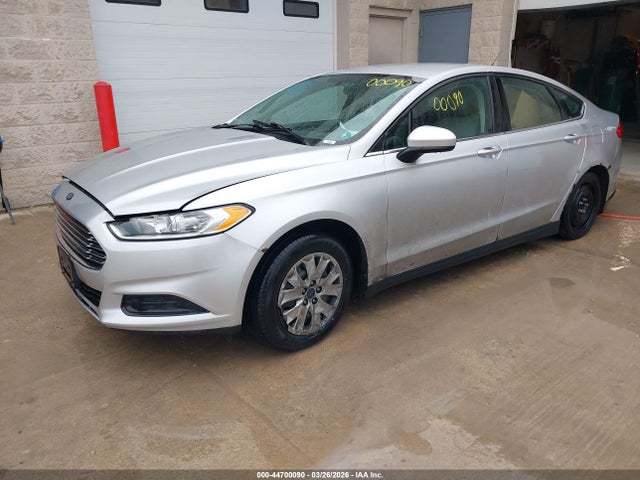 Ford FUSION S 2014 1FA6P0G75E5356727 Image 2