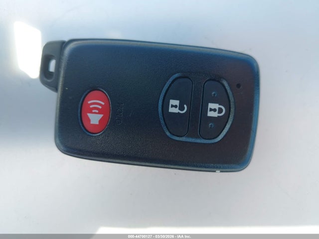 Auction sale of the 2014 Toyota Prius V Five/three/two, vin: JTDZN3EU1E3301596, lot number: 44700127