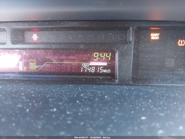Auction sale of the 2014 Toyota Prius V Five/three/two, vin: JTDZN3EU1E3301596, lot number: 44700127