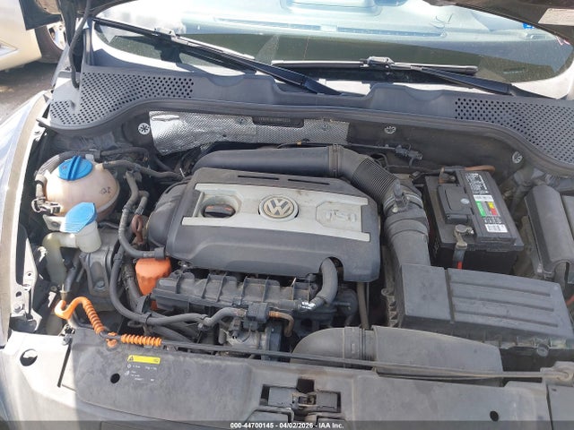 2013 Volkswagen Beetle Turbo მანქანა იყიდება აუქციონზე, vin: 3VWV67AT9DM662259, აუქციონის ნომერი: 44700145