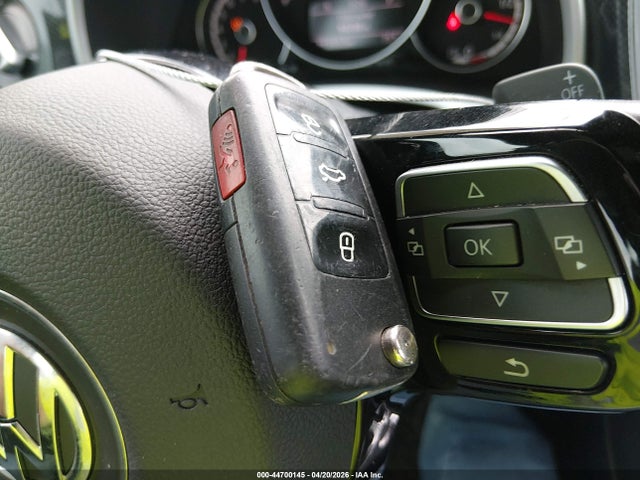 2013 Volkswagen Beetle Turbo მანქანა იყიდება აუქციონზე, vin: 3VWV67AT9DM662259, აუქციონის ნომერი: 44700145