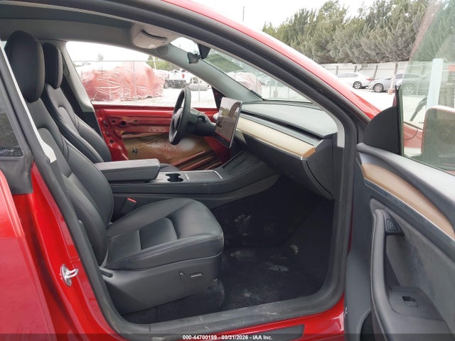 2023 TESLA MODEL Y 7SAYGDEE4PA135701 Photo 4