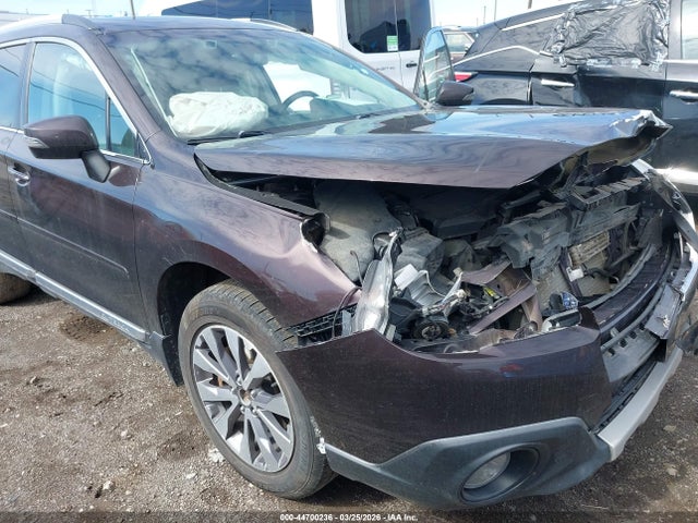44700236 :رقم المزاد ، 4S4BSETC6H3200828 vin ، 2017 Subaru Outback 3.6r Touring مزاد بيع