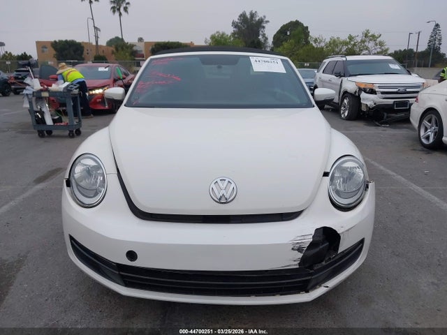 Продаж на аукціоні авто 2013 Volkswagen Beetle 2.5l, vin: 3VW5X7AT3DM803582, номер лоту: 44700251