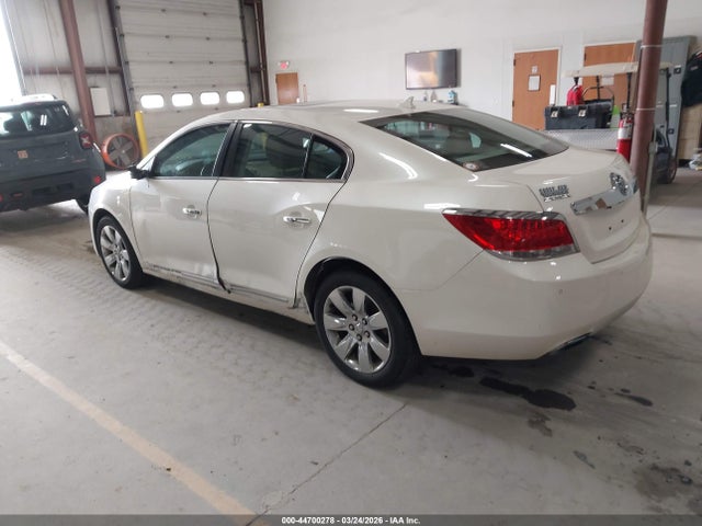 44700278 :رقم المزاد ، 1G4GC5E36DF223633 vin ، 2013 Buick Lacrosse Leather Group مزاد بيع