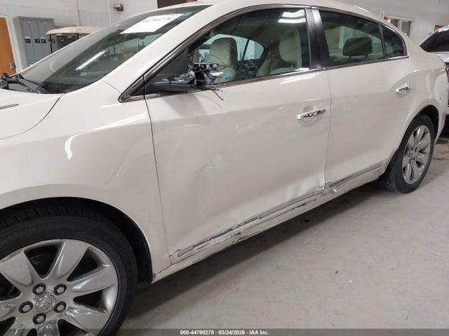 44700278 :رقم المزاد ، 1G4GC5E36DF223633 vin ، 2013 Buick Lacrosse Leather Group مزاد بيع