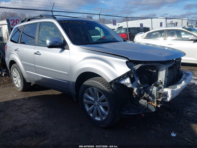 44700308 :رقم المزاد ، JF2SHAEC4DH439589 vin ، 2013 Subaru Forester 2.5x Limited مزاد بيع