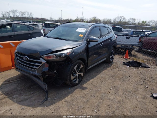 2018 HYUNDAI TUCSON KM8J33A20JU817973 Photo 1