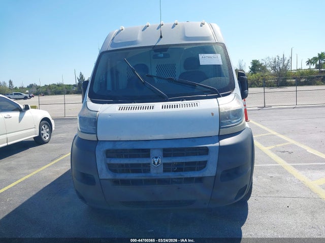 44700365 :رقم المزاد ، 3C6TRVDG2GE128921 vin ، 2016 Ram Promaster 2500 High Roof مزاد بيع