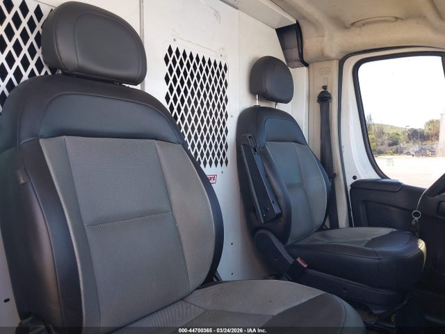 44700365 :رقم المزاد ، 3C6TRVDG2GE128921 vin ، 2016 Ram Promaster 2500 High Roof مزاد بيع