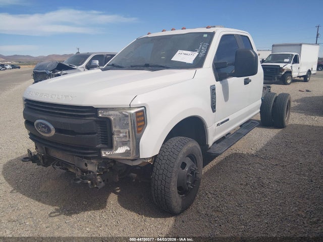 Ford F-350 Xl 2019 1FD8X3DT3KEF84593 Image 2