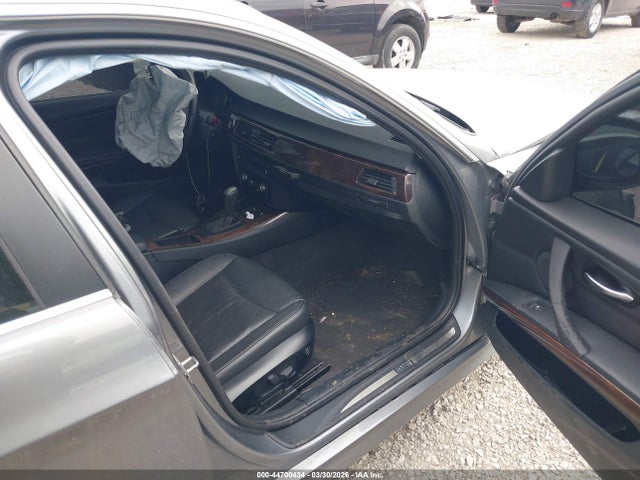 2011 BMW 335I WBAPM5C53BE575445 Photo 4