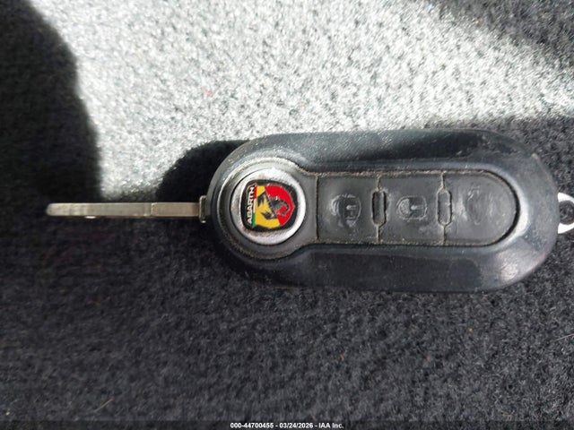 2012 FIAT 500 3C3CFFFH9CT185950 Photo 10