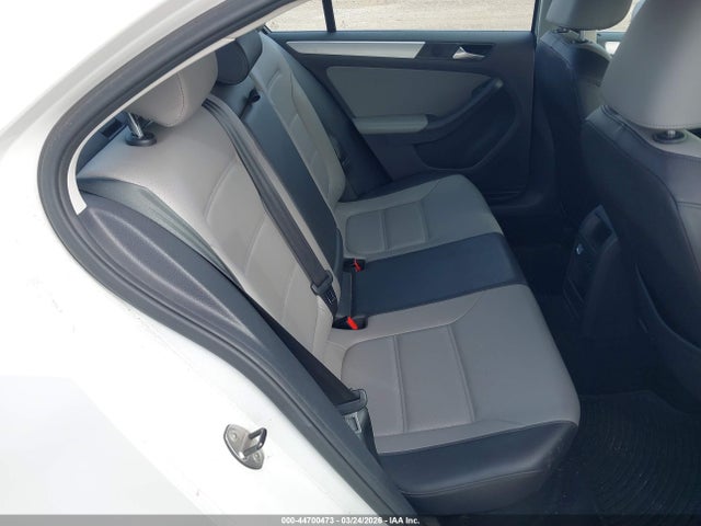 3VW637AJ0EM323936 Volkswagen Jetta Hybrid Sel Premium