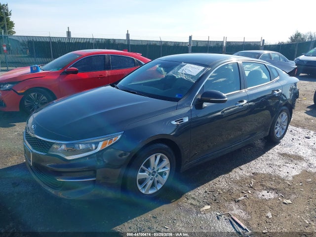 KIA Optima Lx 2016 5XXGT4L39GG087635 Image 2