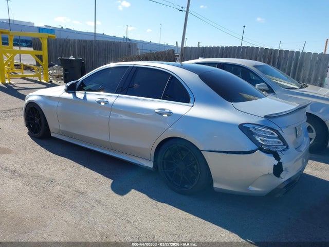 2018 MERCEDES-BENZ C 300 55SWF4KB3JU269772 Photo 2