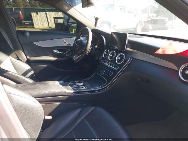 2018 MERCEDES-BENZ C 300 55SWF4KB3JU269772 Photo 4