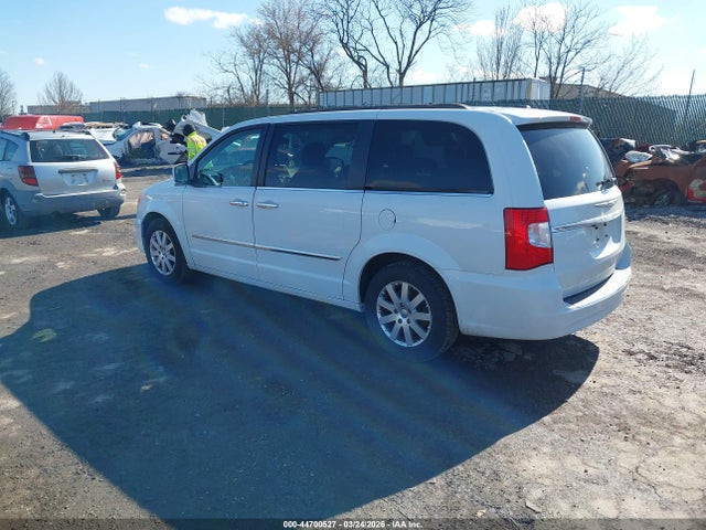 2016 CHRYSLER TOWN & COUNTRY 2C4RC1BG3GR253618 Photo 2