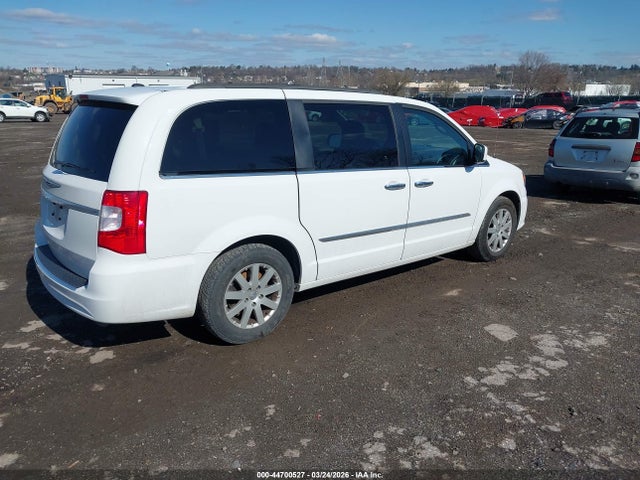 2016 CHRYSLER TOWN & COUNTRY 2C4RC1BG3GR253618 Photo 3