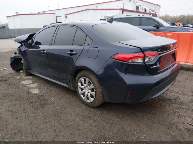 44700545 :رقم المزاد ، 5YFEPMAE0MP199968 vin ، 2021 Toyota Corolla Le مزاد بيع