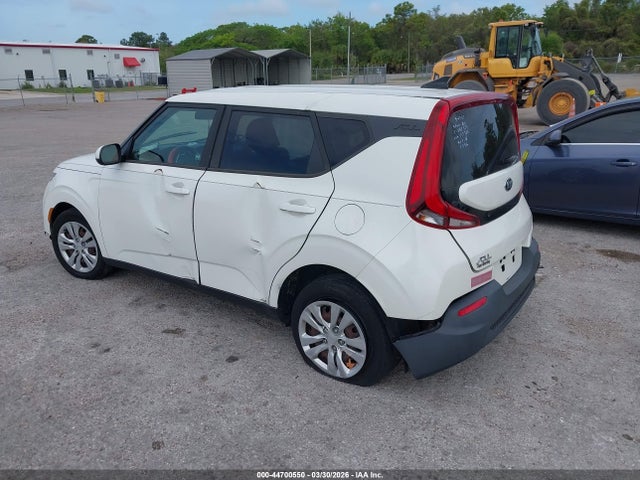 2020 Kia Soul Lx მანქანა იყიდება აუქციონზე, vin: KNDJ23AU6L7717726, აუქციონის ნომერი: 44700550