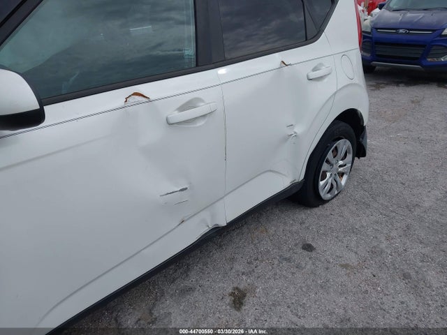2020 Kia Soul Lx მანქანა იყიდება აუქციონზე, vin: KNDJ23AU6L7717726, აუქციონის ნომერი: 44700550