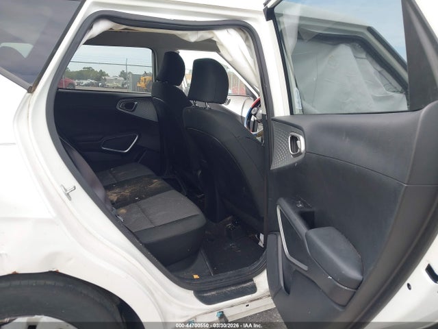 2020 Kia Soul Lx მანქანა იყიდება აუქციონზე, vin: KNDJ23AU6L7717726, აუქციონის ნომერი: 44700550