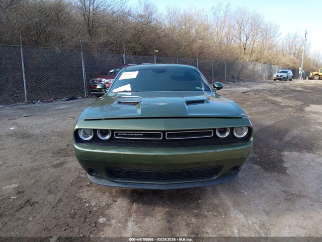 Продажа на аукционе авто 2019 Dodge Challenger Sxt, vin: 2C3CDZAG6KH570962, номер лота: 44700568