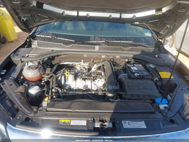 Aukcja sprzedaży 2019 Volkswagen Jetta 1.4t R-line/1.4t S/1.4t Se, vin: 3VWCB7BU0KM156584, numer aukcji: 44700605