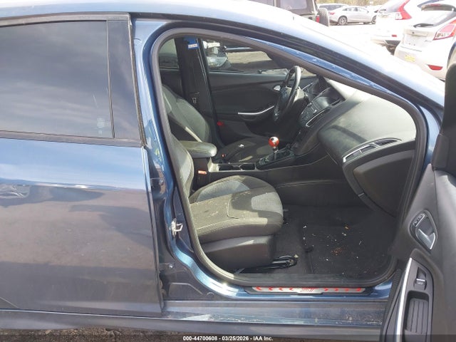 1FADP3L95JL281386 Ford FOCUS ST