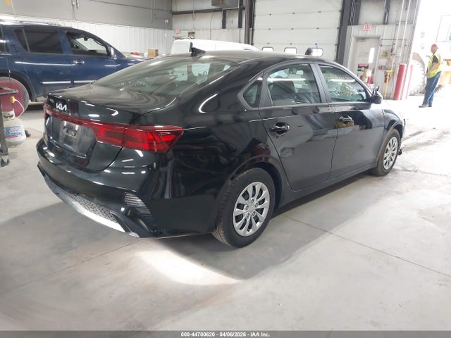 44700620 :رقم المزاد ، 3KPF24AD8RE694941 vin ، 2024 Kia Forte Lx مزاد بيع