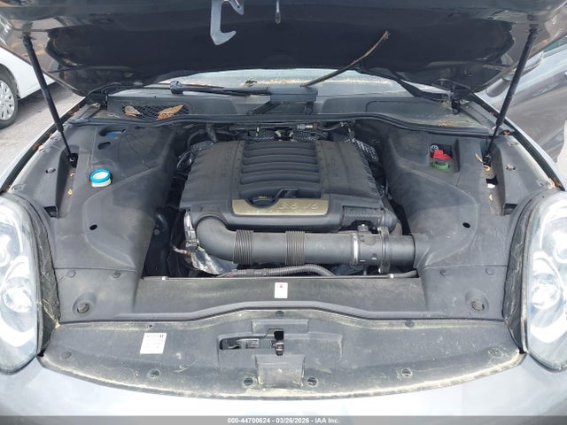 2018 PORSCHE CAYENNE WP1AA2A27JKA01440 Photo 9